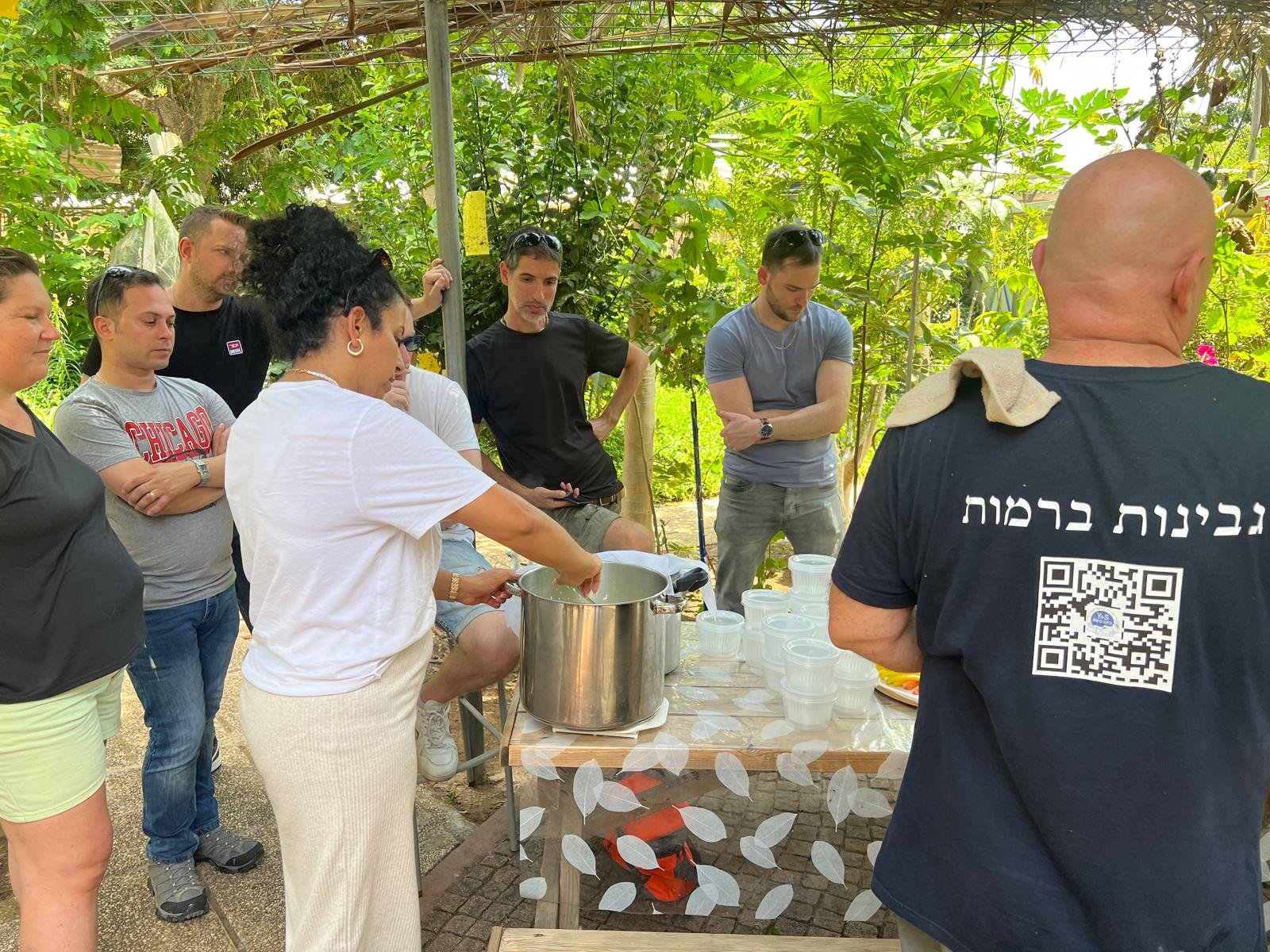 עובדי eBay ביום גיבוש לעובדים מקורי בבוסתן של גבינות ברמות
